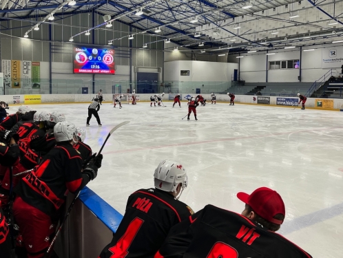 Plameny uhasily Ďábly a berou důležité body!